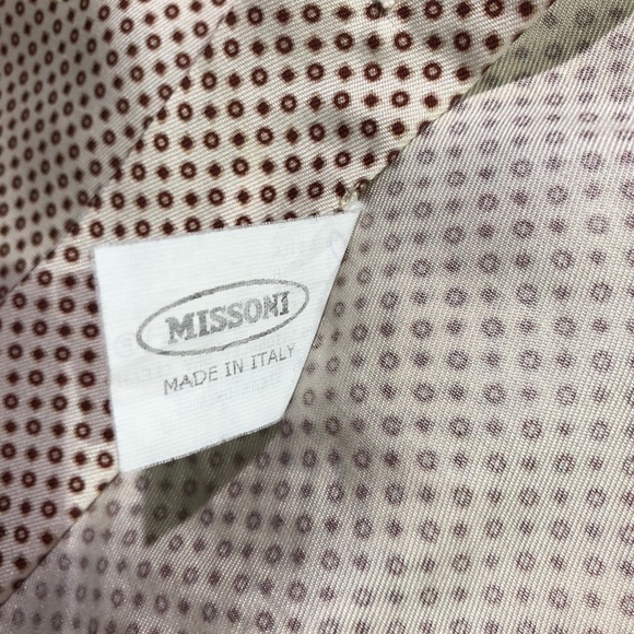 Exclusive MISSONI shirt
100% silk
Size:50 - Picture 8 of 10